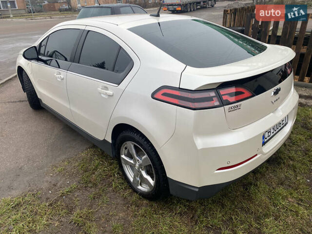 Білий Шевроле Вольт, об'ємом двигуна 1.4 л та пробігом 225 тис. км за 11999 $, фото 1 на Automoto.ua