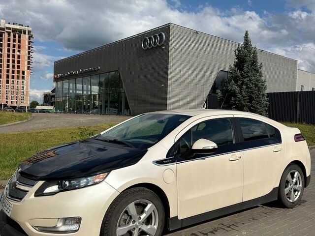 Білий Шевроле Вольт, об'ємом двигуна 1.4 л та пробігом 189 тис. км за 10800 $, фото 1 на Automoto.ua