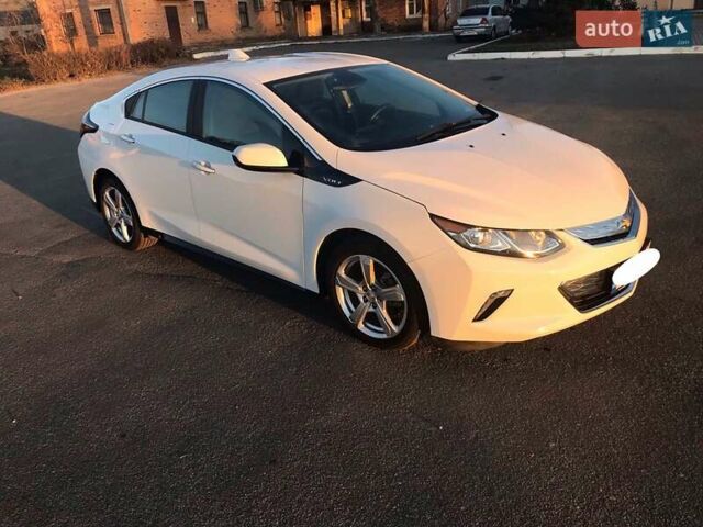 Белый Шевроле Вольт, объемом двигателя 1.5 л и пробегом 93 тыс. км за 19000 $, фото 1 на Automoto.ua