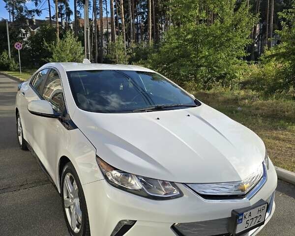 Білий Шевроле Вольт, об'ємом двигуна 1.49 л та пробігом 206 тис. км за 16000 $, фото 1 на Automoto.ua