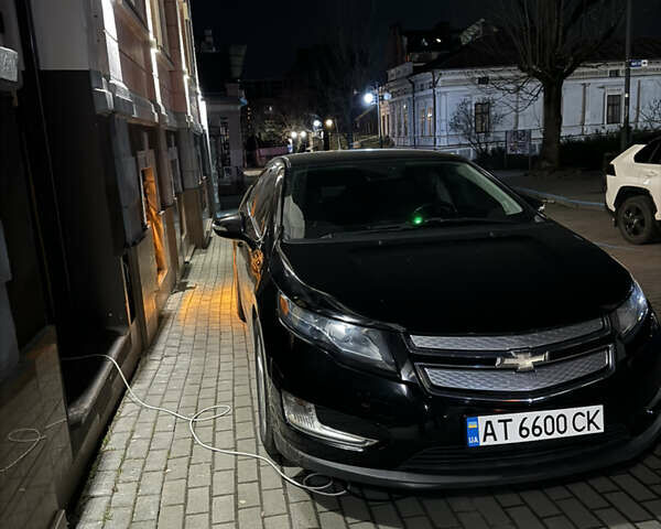 Черный Шевроле Вольт, объемом двигателя 1.4 л и пробегом 150 тыс. км за 13500 $, фото 1 на Automoto.ua