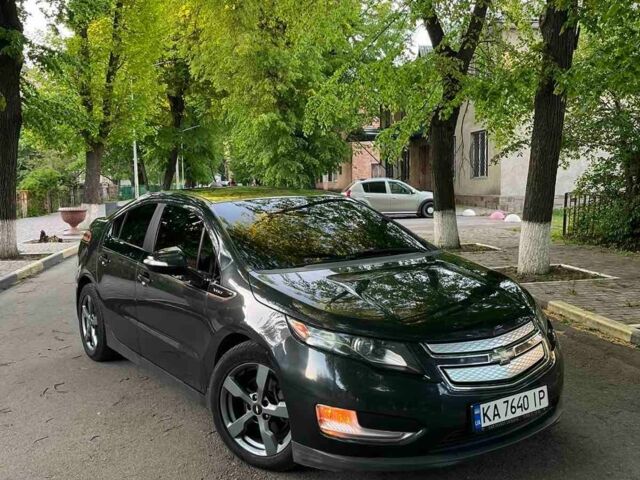 Черный Шевроле Вольт, объемом двигателя 1.4 л и пробегом 188 тыс. км за 11700 $, фото 1 на Automoto.ua