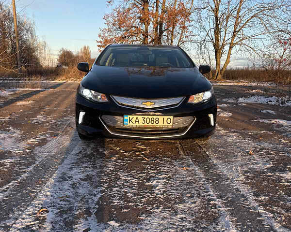 Черный Шевроле Вольт, объемом двигателя 1.49 л и пробегом 113 тыс. км за 16000 $, фото 1 на Automoto.ua