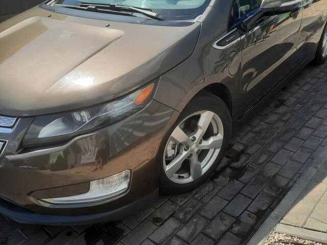 Коричневый Шевроле Вольт, объемом двигателя 1.4 л и пробегом 165 тыс. км за 9500 $, фото 1 на Automoto.ua