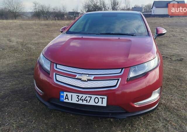 Красный Шевроле Вольт, объемом двигателя 1.4 л и пробегом 211 тыс. км за 8500 $, фото 1 на Automoto.ua