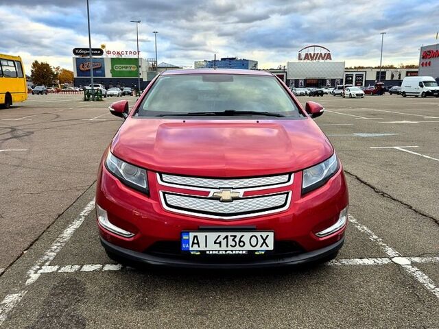 Красный Шевроле Вольт, объемом двигателя 1.4 л и пробегом 195 тыс. км за 10800 $, фото 1 на Automoto.ua