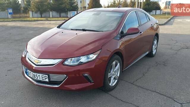 Красный Шевроле Вольт, объемом двигателя 1.5 л и пробегом 178 тыс. км за 13700 $, фото 1 на Automoto.ua
