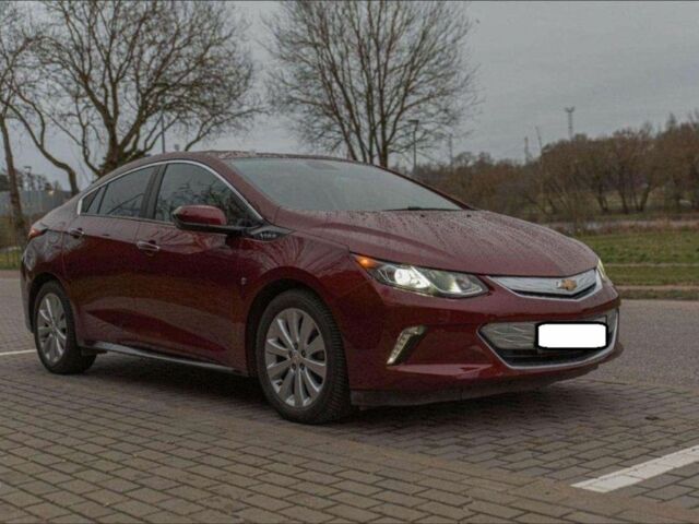 Красный Шевроле Вольт, объемом двигателя 1.5 л и пробегом 121 тыс. км за 9399 $, фото 1 на Automoto.ua