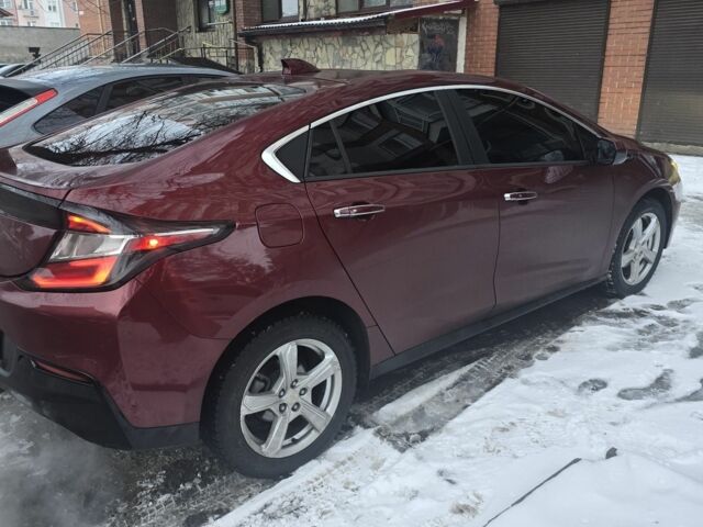 Красный Шевроле Вольт, объемом двигателя 1.5 л и пробегом 145 тыс. км за 14200 $, фото 1 на Automoto.ua