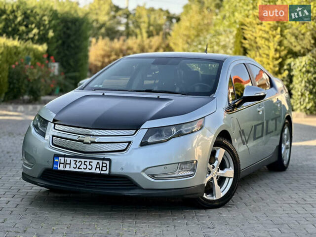 Сірий Шевроле Вольт, об'ємом двигуна 1.4 л та пробігом 213 тис. км за 9900 $, фото 1 на Automoto.ua