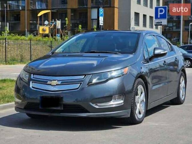 Серый Шевроле Вольт, объемом двигателя 1.4 л и пробегом 250 тыс. км за 9999 $, фото 1 на Automoto.ua