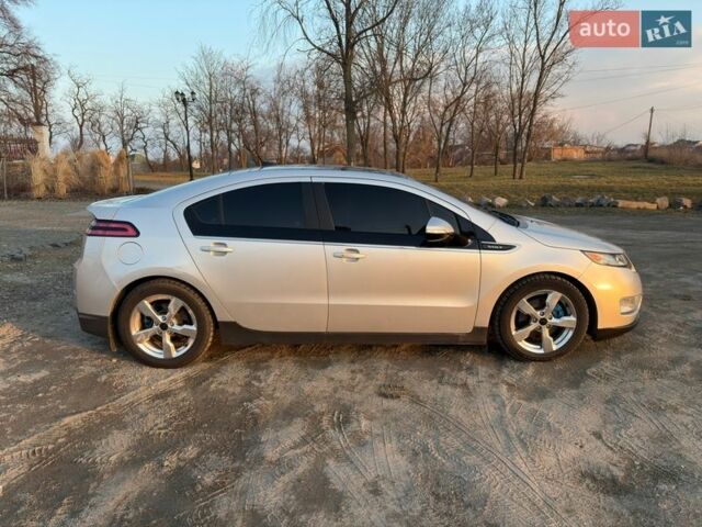 Серый Шевроле Вольт, объемом двигателя 1.4 л и пробегом 268 тыс. км за 11400 $, фото 1 на Automoto.ua