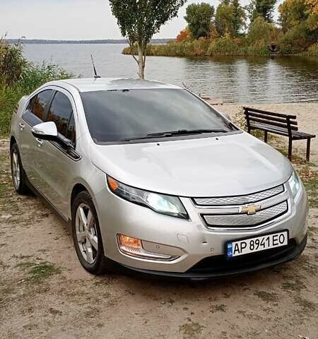 Серый Шевроле Вольт, объемом двигателя 1.4 л и пробегом 152 тыс. км за 9700 $, фото 1 на Automoto.ua