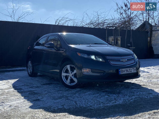 Серый Шевроле Вольт, объемом двигателя 1.4 л и пробегом 180 тыс. км за 9200 $, фото 1 на Automoto.ua