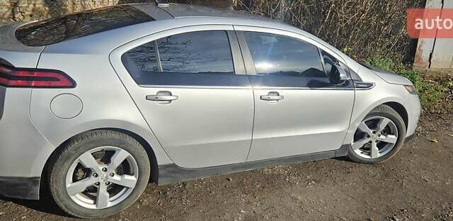 Серый Шевроле Вольт, объемом двигателя 1.4 л и пробегом 300 тыс. км за 8000 $, фото 1 на Automoto.ua