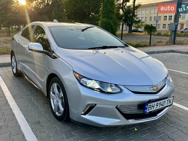 Серый Шевроле Вольт, объемом двигателя 1.49 л и пробегом 141 тыс. км за 13300 $, фото 1 на Automoto.ua
