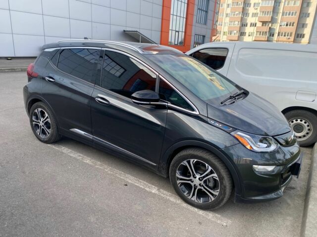 Сірий Шевроле Вольт, об'ємом двигуна 0 л та пробігом 105 тис. км за 17000 $, фото 1 на Automoto.ua