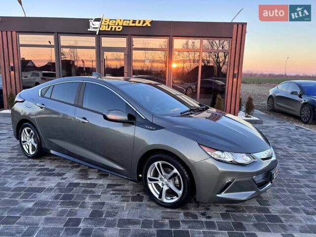 Серый Шевроле Вольт, объемом двигателя 1.49 л и пробегом 98 тыс. км за 15200 $, фото 1 на Automoto.ua