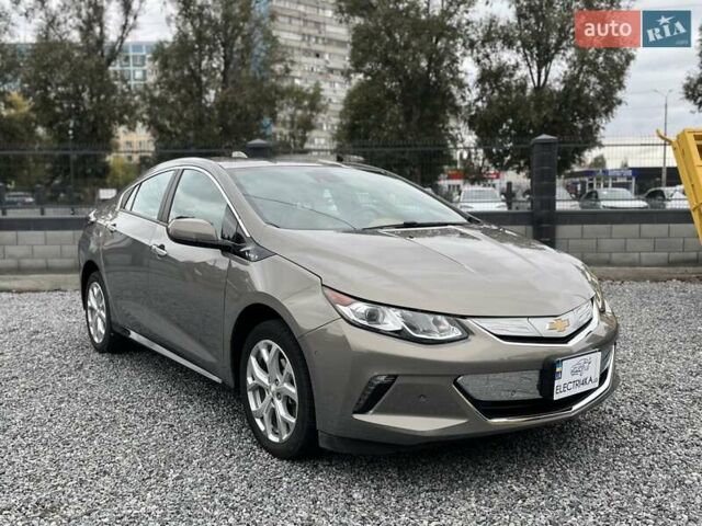 Серый Шевроле Вольт, объемом двигателя 1.5 л и пробегом 122 тыс. км за 17900 $, фото 1 на Automoto.ua