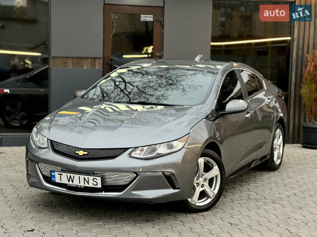 Серый Шевроле Вольт, объемом двигателя 1.5 л и пробегом 145 тыс. км за 13500 $, фото 1 на Automoto.ua