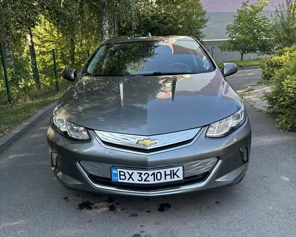 Сірий Шевроле Вольт, об'ємом двигуна 1.49 л та пробігом 88 тис. км за 16000 $, фото 1 на Automoto.ua