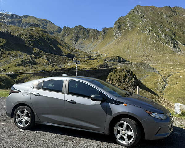 Сірий Шевроле Вольт, об'ємом двигуна 1.49 л та пробігом 149 тис. км за 16900 $, фото 1 на Automoto.ua