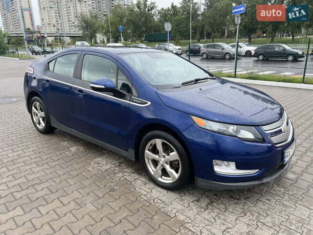 Синий Шевроле Вольт, объемом двигателя 1.4 л и пробегом 177 тыс. км за 12000 $, фото 1 на Automoto.ua