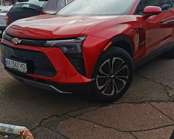 Шевроле Blazer EV 2024 в Киеве на Automoto.ua Красный Шевроле Blazer EV, объемом двигателя 0 л и пробегом 4 тыс. км за 32000 $, фото 1 на Automoto.ua