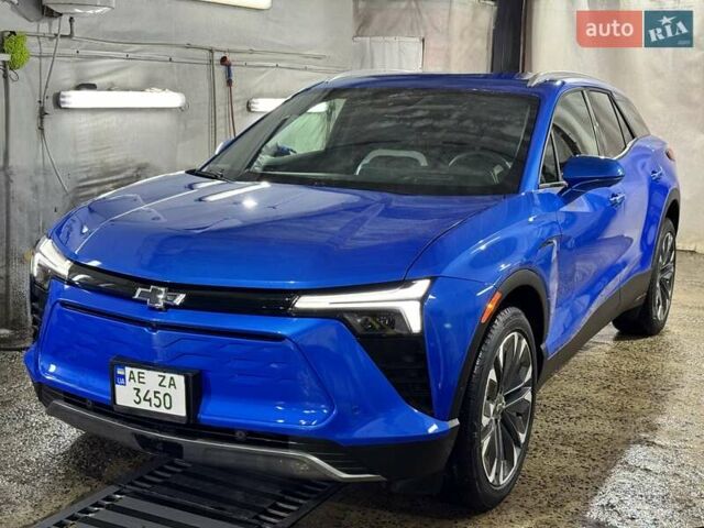 Синий Шевроле Blazer EV, объемом двигателя 0 л и пробегом 1 тыс. км за 35000 $, фото 1 на Automoto.ua