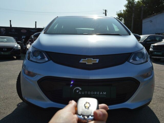 Серый Шевроле Bolt, объемом двигателя 0 л и пробегом 140 тыс. км за 20900 $, фото 1 на Automoto.ua