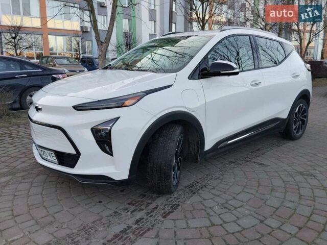 Белый Шевроле Bolt EUV, объемом двигателя 0 л и пробегом 54 тыс. км за 19900 $, фото 1 на Automoto.ua