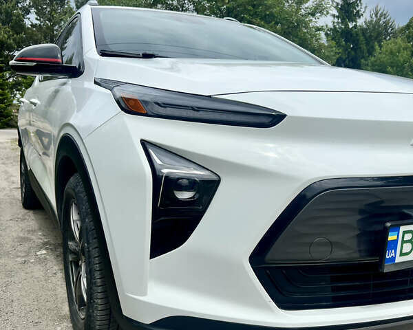 Білий Шевроле Bolt EUV, об'ємом двигуна 0 л та пробігом 37 тис. км за 19800 $, фото 1 на Automoto.ua