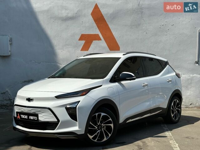 Белый Шевроле Bolt EUV, объемом двигателя 0 л и пробегом 63 тыс. км за 19990 $, фото 1 на Automoto.ua
