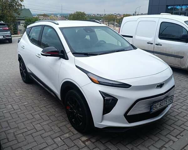 Білий Шевроле Bolt EUV, об'ємом двигуна 0 л та пробігом 30 тис. км за 22500 $, фото 1 на Automoto.ua