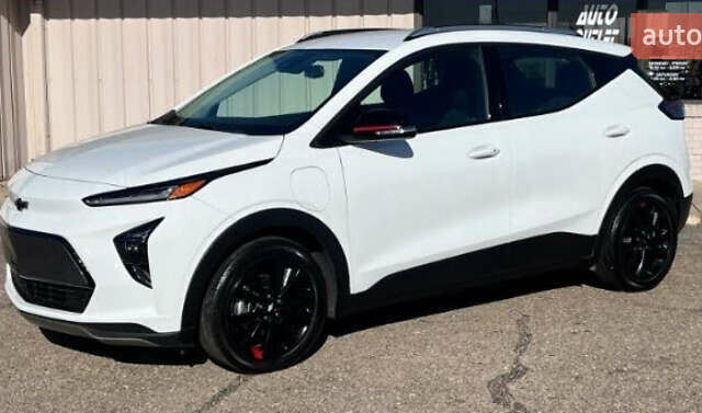 Белый Шевроле Bolt EUV, объемом двигателя 0 л и пробегом 25 тыс. км за 6000 $, фото 1 на Automoto.ua