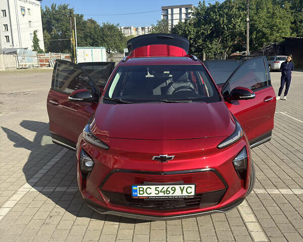 Красный Шевроле Bolt EUV, объемом двигателя 0 л и пробегом 113 тыс. км за 19200 $, фото 1 на Automoto.ua
