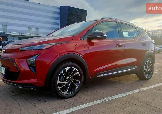 Красный Шевроле Bolt EUV, объемом двигателя 0 л и пробегом 22 тыс. км за 22000 $, фото 1 на Automoto.ua
