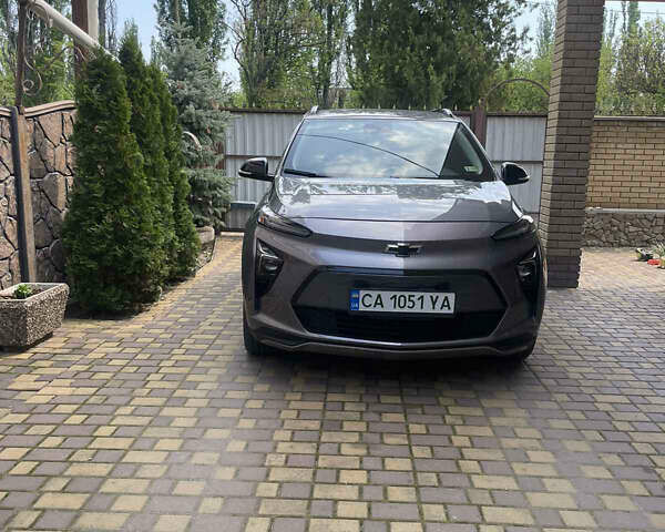 Сірий Шевроле Bolt EUV, об'ємом двигуна 0 л та пробігом 9 тис. км за 18399 $, фото 1 на Automoto.ua