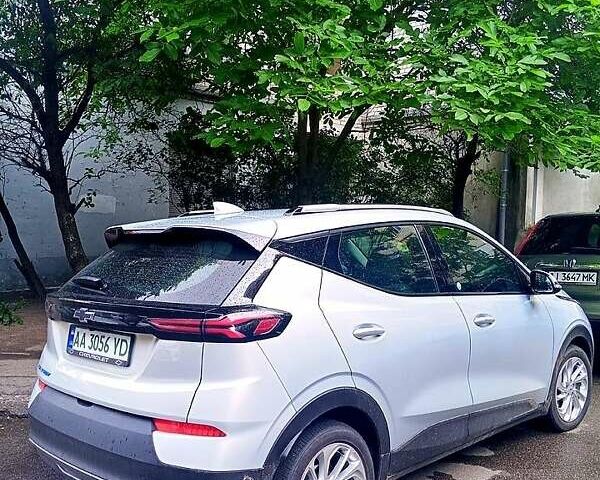 Сірий Шевроле Bolt EUV, об'ємом двигуна 0 л та пробігом 105 тис. км за 18600 $, фото 1 на Automoto.ua