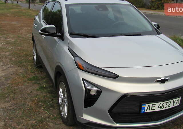 Шевроле Bolt EUV 2023 в Днепре (Днепропетровске) на Automoto.ua Серый Шевроле Bolt EUV, объемом двигателя 0 л и пробегом 10 тыс. км за 19300 $, фото 1 на Automoto.ua