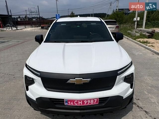 Белый Шевроле Silverado EV, объемом двигателя 0 л и пробегом 38 тыс. км за 48500 $, фото 1 на Automoto.ua