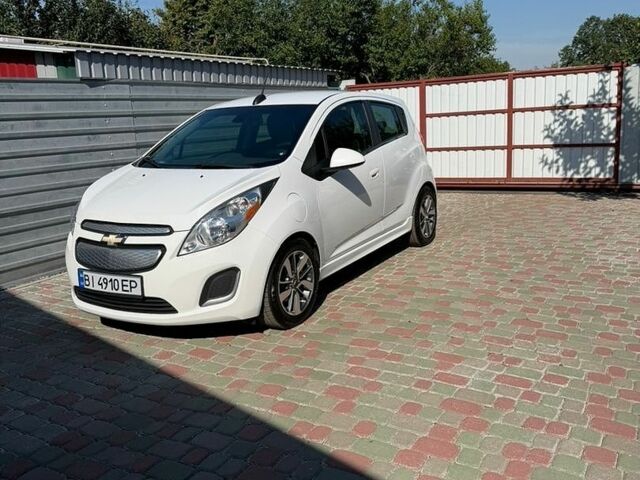 Білий Шевроле Spark EV, об'ємом двигуна 0 л та пробігом 119 тис. км за 7200 $, фото 1 на Automoto.ua