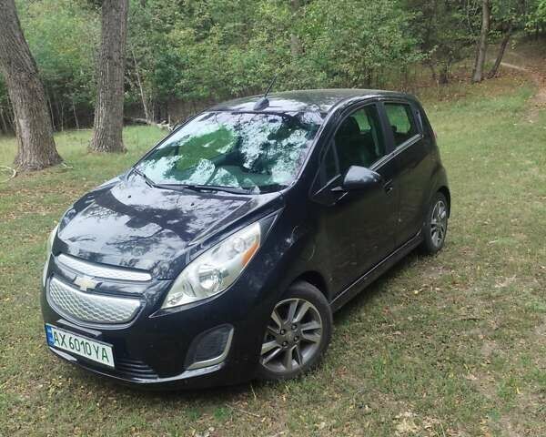 Черный Шевроле Spark EV, объемом двигателя 0 л и пробегом 79 тыс. км за 8600 $, фото 1 на Automoto.ua