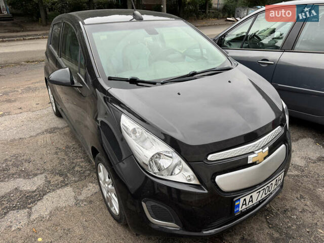 Черный Шевроле Spark EV, объемом двигателя 0 л и пробегом 106 тыс. км за 6400 $, фото 1 на Automoto.ua