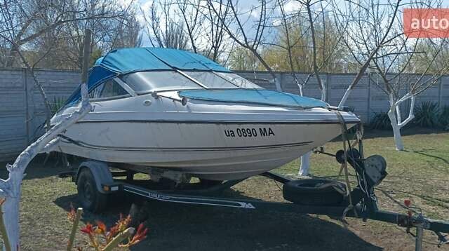 Білий Кріс-Крафт Capri, об'ємом двигуна 3 л та пробігом 100 тис. км за 8000 $, фото 1 на Automoto.ua