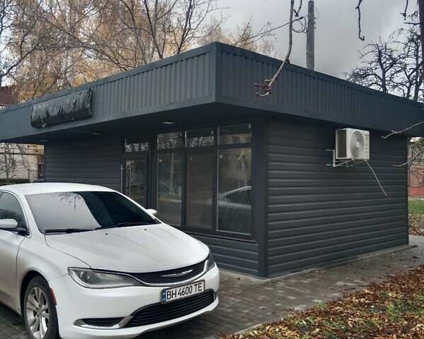 Білий Крайслер 200, об'ємом двигуна 2.36 л та пробігом 340 тис. км за 8300 $, фото 1 на Automoto.ua