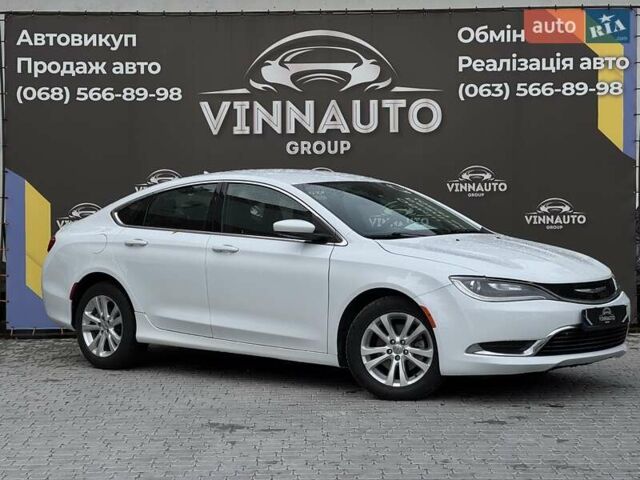 Білий Крайслер 200, об'ємом двигуна 2.4 л та пробігом 101 тис. км за 9500 $, фото 1 на Automoto.ua