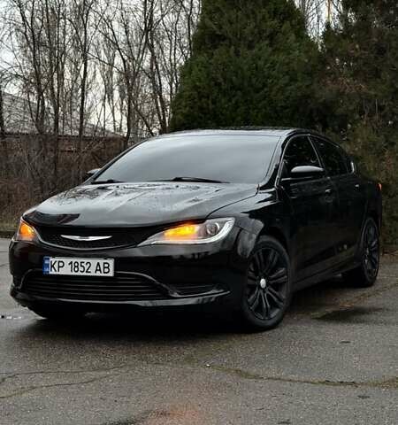 Чорний Крайслер 200, об'ємом двигуна 2.36 л та пробігом 186 тис. км за 9800 $, фото 1 на Automoto.ua