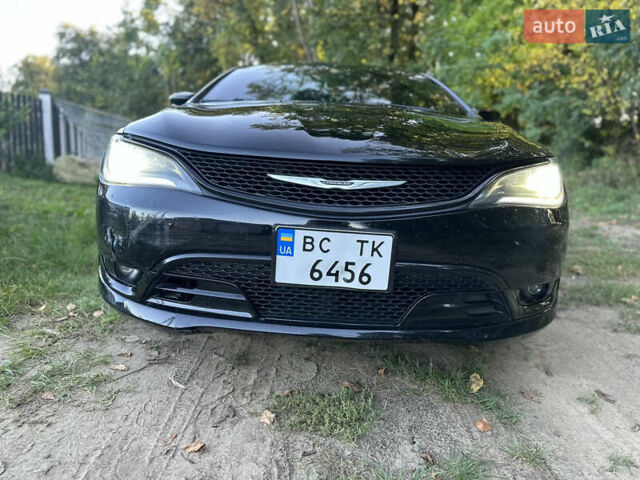 Черный Крайслер 200, объемом двигателя 3.6 л и пробегом 220 тыс. км за 8300 $, фото 1 на Automoto.ua