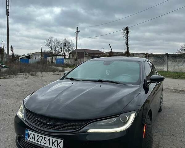 Черный Крайслер 200, объемом двигателя 3.6 л и пробегом 218 тыс. км за 9700 $, фото 1 на Automoto.ua